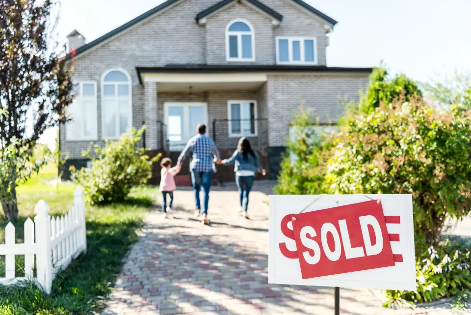 Is it cheaper to buy or build a house?