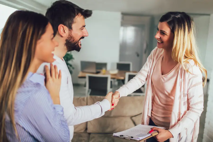 Why you should use a realtor over Zillow when buying a home