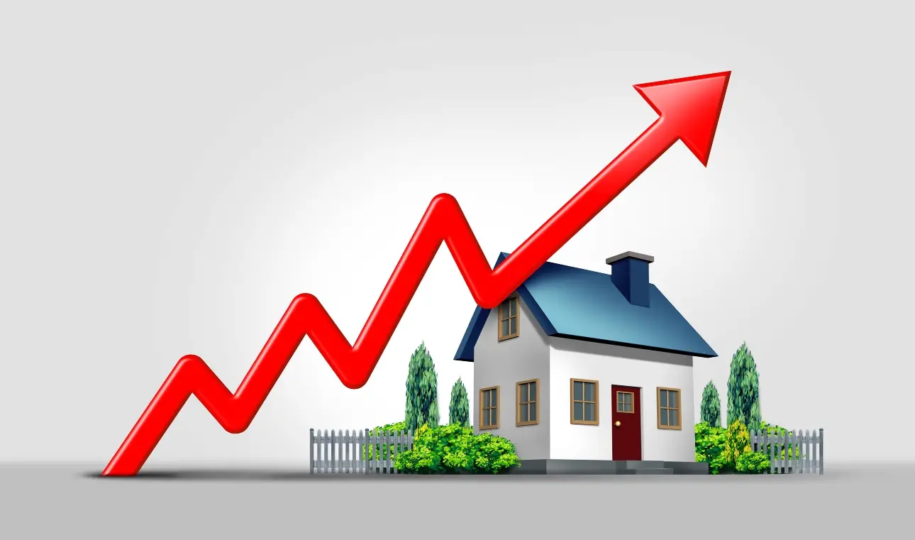 A photo showing rising mortgage rates and a family wondering how to sell your home when interest rates are high.
